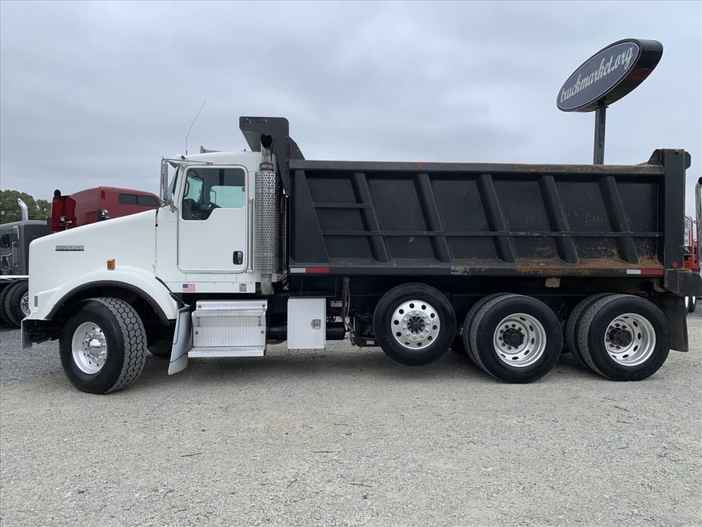 Find a Kenworth T800 Tri Axle Dump Truck for Sale Near You