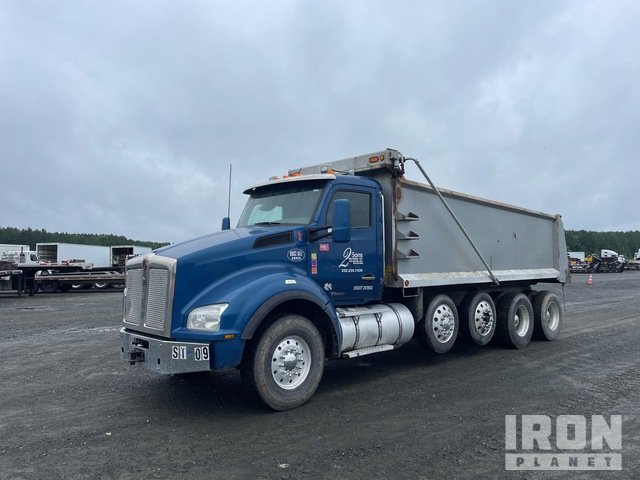 Find Quad Axle Dump Trucks for Sale in Wisconsin _ Get Quotes