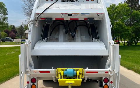 Find Quality Used Side Loader Garbage Trucks for Sale