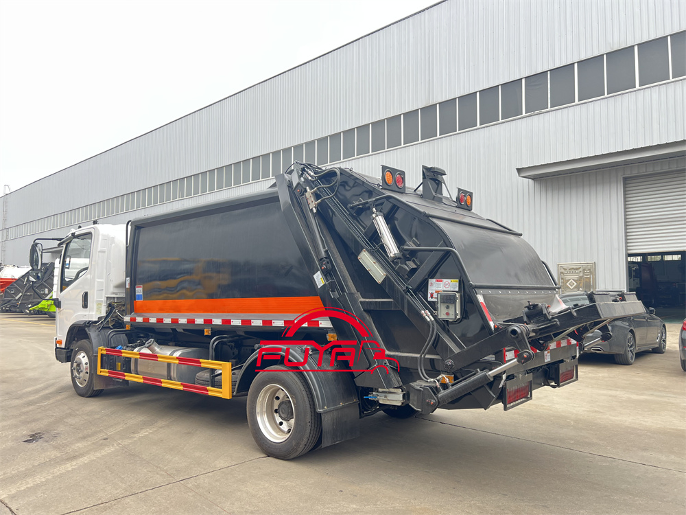 Rear Loader Garbage Trucks_ Efficient Waste Management Solutions