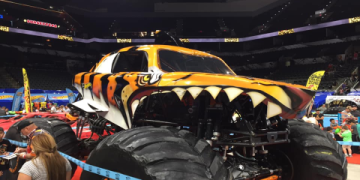 Hot Wheels Monster Truck Live_ Glow & Fire Show Experience