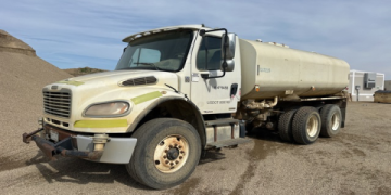 Find Water Tank Trucks For Sale _ Reliable & Affordable Models