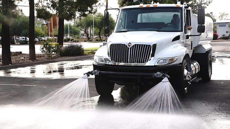 Optimize Water Spraying with 2 Truck-Mounted Spray Heads