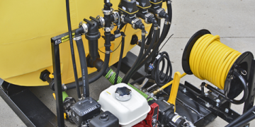 Optimize Water Spraying with 2 Truck-Mounted Spray Heads
