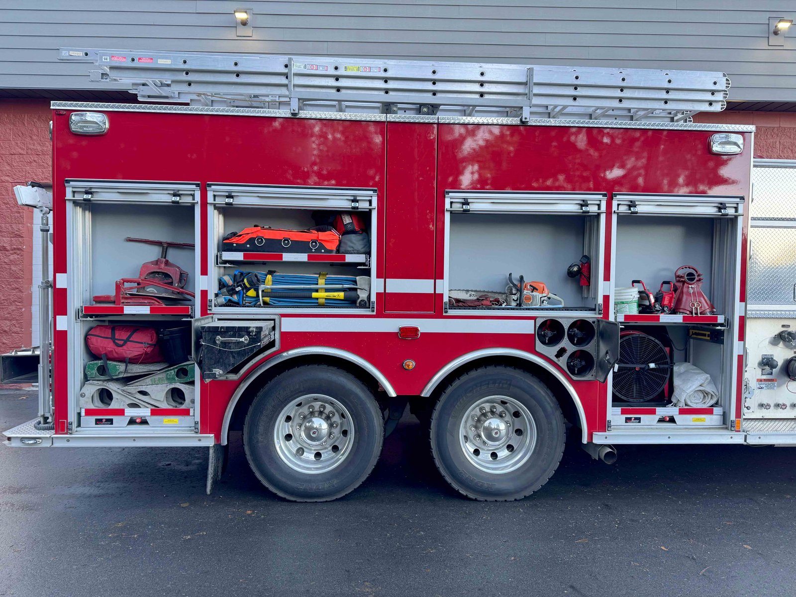 Used Pumper Tanker Fire Trucks For Sale _ Find Reliable Rigs