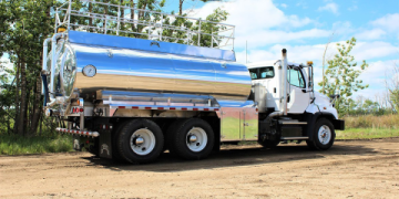 Portable Water Truck Tanks with Pump _ On-Site Solutions