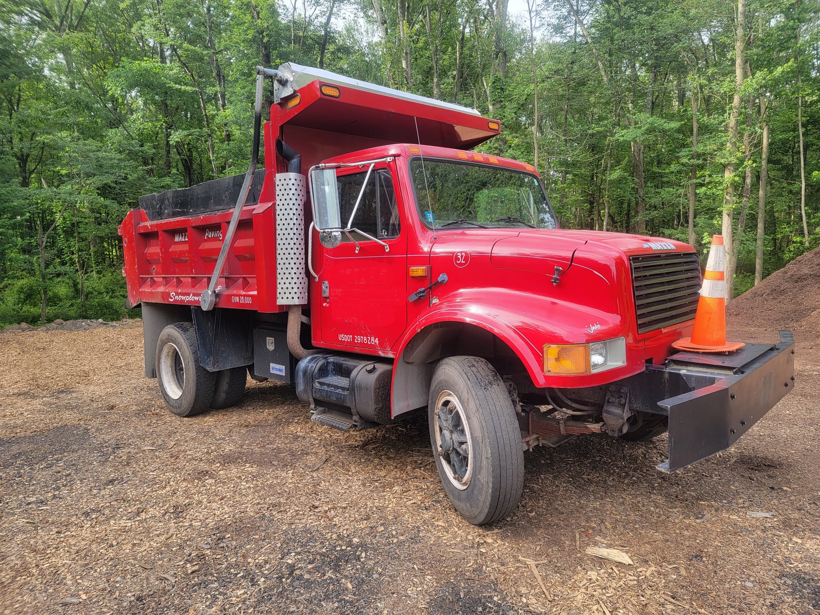 Find Your International Single Axle Dump Truck for Sale