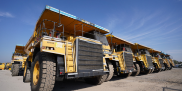 Where to Buy a 7 Axle Super Dump Truck_ Explore Models for Sale
