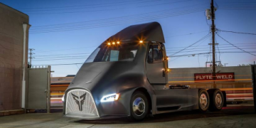Electric Semi Trucks 2022_ Top Models and Key Innovations