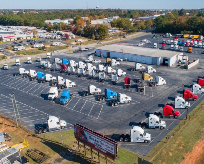 Find 18 Wheeler Dealerships Near Me _ Local Inventory & Offers