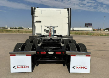 Find New Peterbilt Semi Trucks for Sale – Explore Inventory & Offers