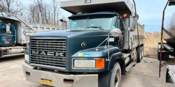 Your Guide to Buying an Automatic Transmission Mack Dump Truck