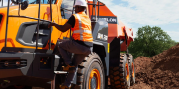 How a Small Articulated Dump Truck Improves Your Job Site