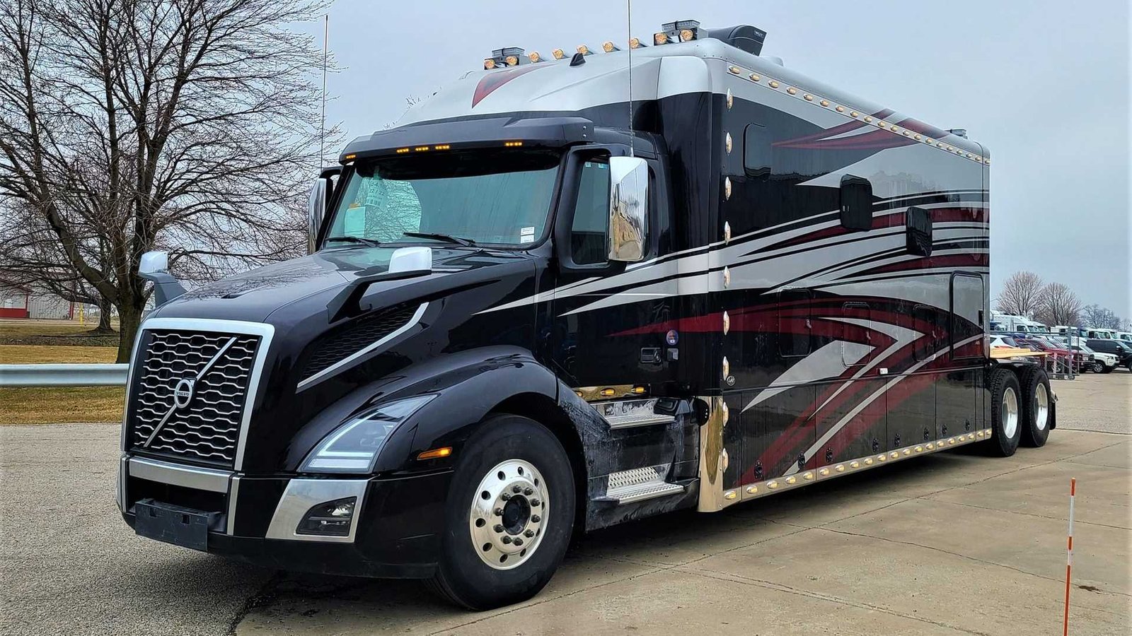New Sleeper Semi Trucks for Sale_ Find Your Long-Haul Rig Today
