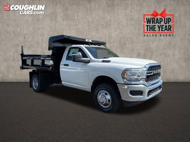 Ram 3500 Dump Truck_ Specs, Features & Buying Guide