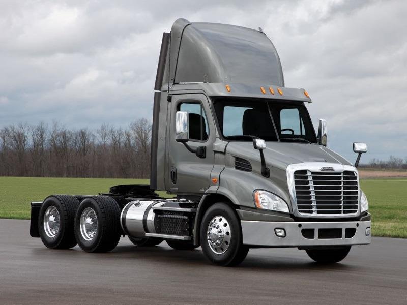 Find Day Cab Semi Trucks for Sale Near Your Location