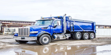 Comparing Services from Leading Dump Truck Hauling Companies