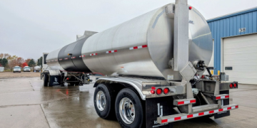 New & Used Vacuum Tanker Trailers for Sale _ Compare Models
