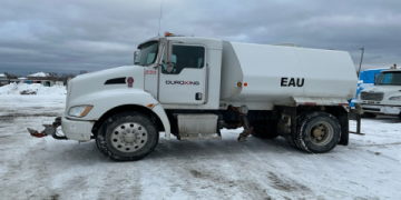 Need a Semi Water Tanker_ Explore Our Selection for Sale Now