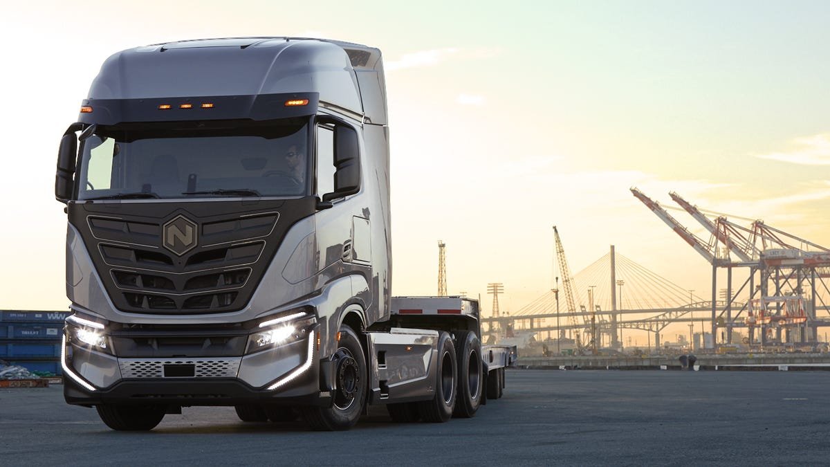 Electric Semi Trucks 2022_ Top Models and Key Innovations