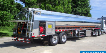 Compact Mini Fuel Tankers for Sale _ Ideal for Small Businesses
