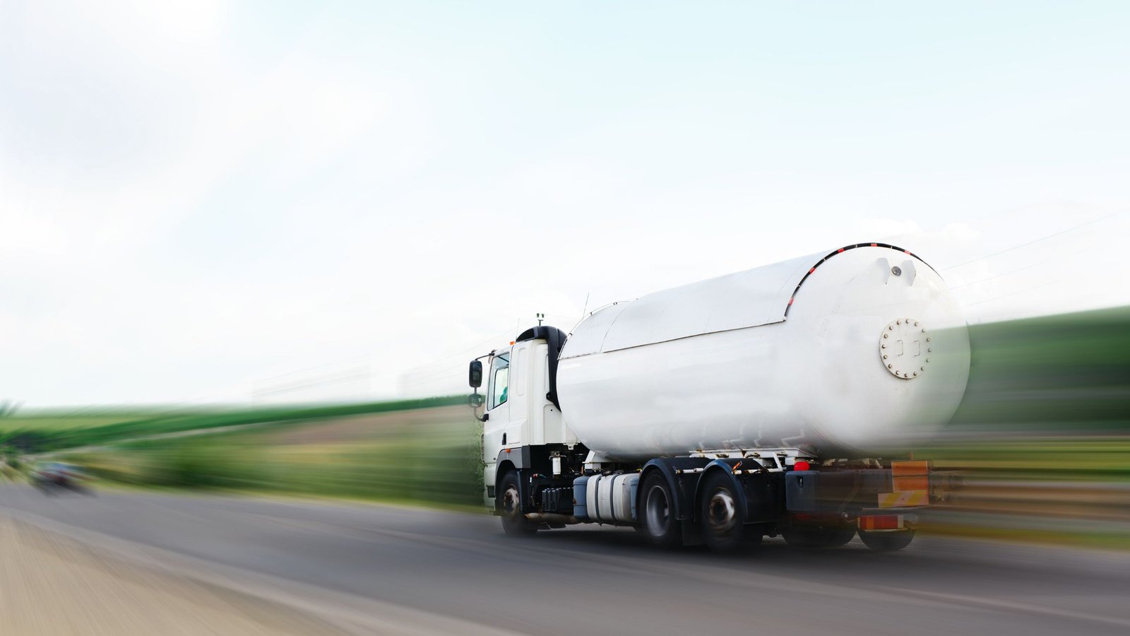 Your Guide to Buying Used Tankers for Sale _ Key Factors & Listings