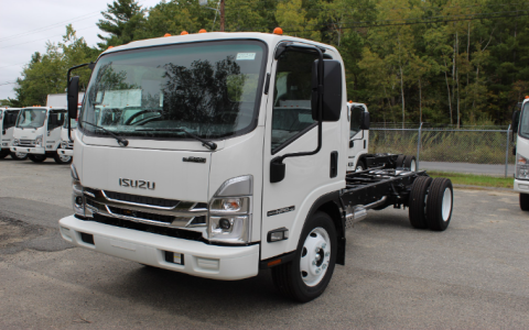 Isuzu Tank Lorry_ Specifications and Common Uses