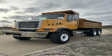 Find Your Automatic Tandem Dump Truck for Sale Here _ Top Brands