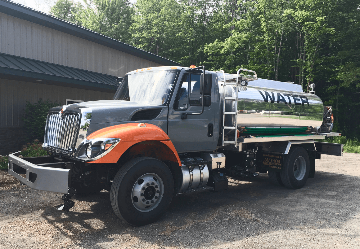 Top 5 Uses for a Mini Water Tank Lorry in Construction & Farming