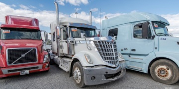 Top 5 Benefits of Buying Used Fleet Semi Trucks for Sale