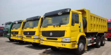Your Complete Guide to Sinotruk Dump Trucks & Applications