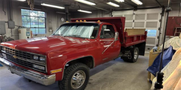 Find a 3500 Dump Truck for Sale Near Your Location