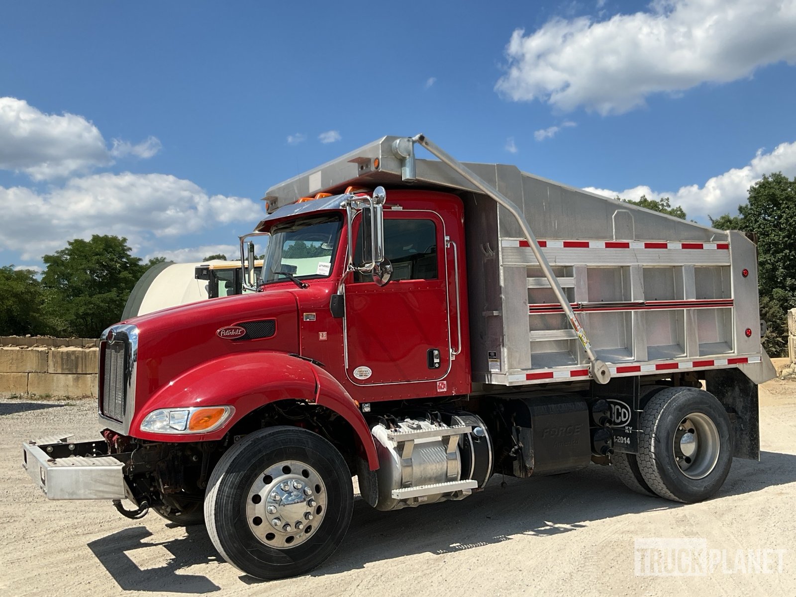 Direct from Owners_ Explore Peterbilt Dump Trucks for Sale