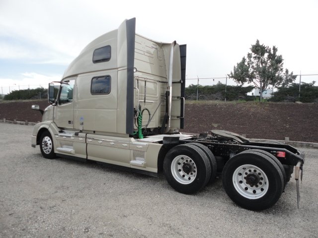 Volvo 780 Semi Truck for Sale_ Classic & Custom Options Listed