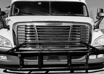 Buying a Used Semi Sleeper Truck_ Essential Checklist & Deals