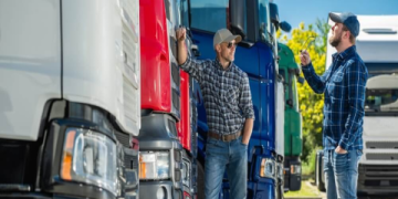 Your Guide to Securing Government Contracts for Dump Trucks