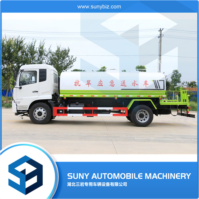 Water Tank Truck Manufacturer Sprinkler and Transport