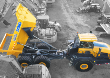 Mining Dump Truck OEM  High Capacity Off Road Trucks
