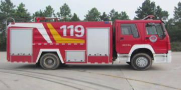 Water Foam Fire Truck OEM  Heavy Duty Fire Rescue