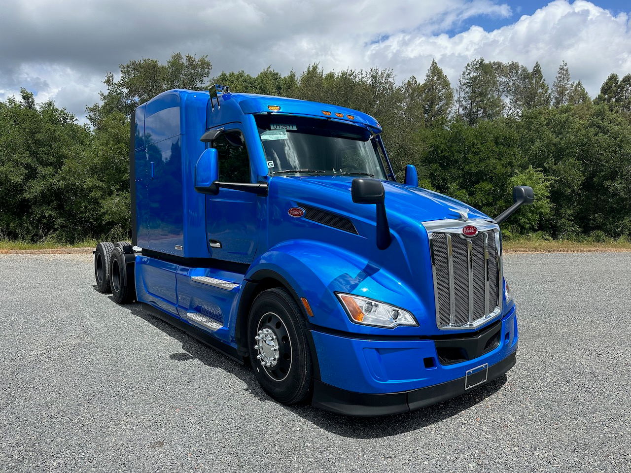 Heavy Truck Manufacturer Reliable Heavy Duty Vehicles