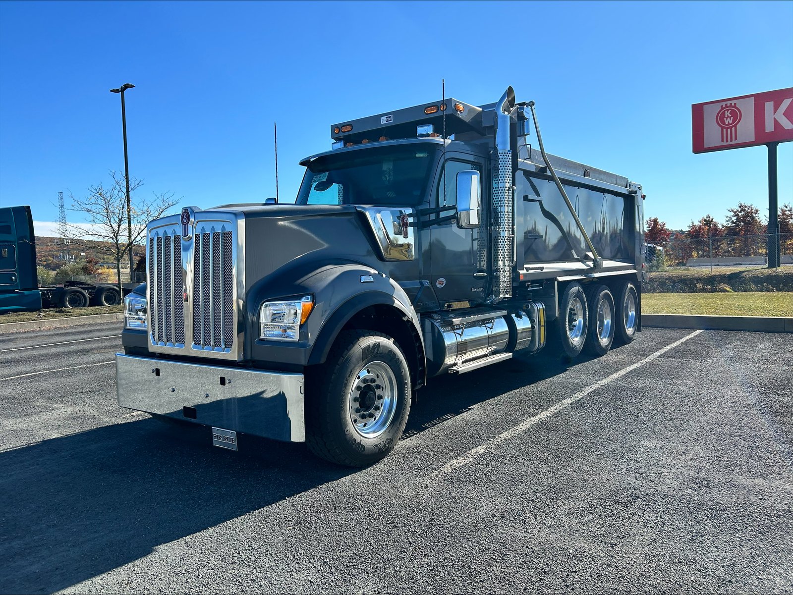 New Kenworth Dump Trucks for Sale_ Compare Models & Features