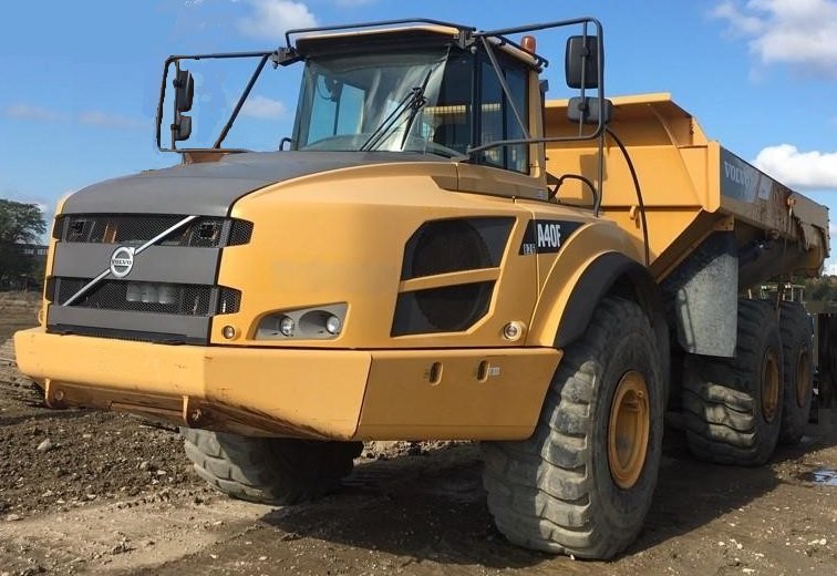 Where to Buy Used Construction Trucks for Sale_ Expert Tips