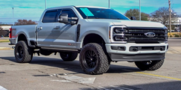 Highway Tractors for Sale _ Find Reliable Commercial Trucks Now