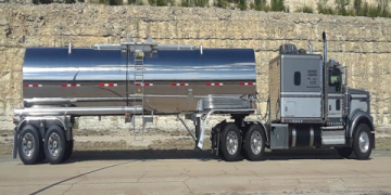 Two in One Tar Tankers for Sale _ Dual-Purpose Transport Solutions