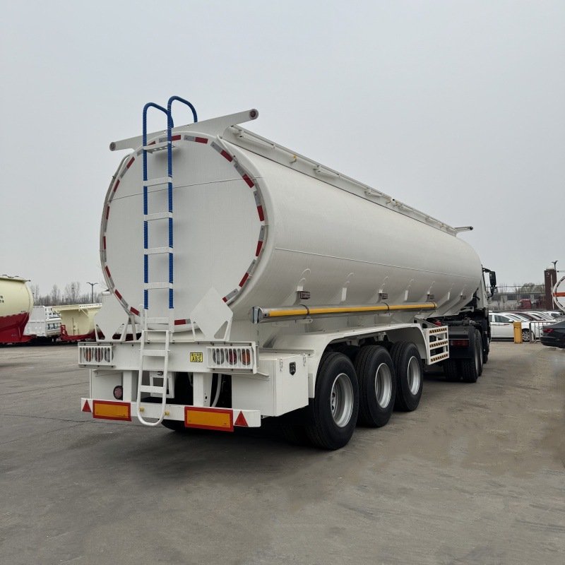 Buying a Semi Water Tanker_ View Our Top Picks for Sale Here