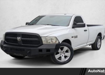 Your Next 12 Tonne Truck for Sale _ Compare Listings & Specs