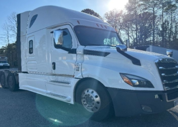 Find Quality Used Semi Sleeper Trucks for Sale Today