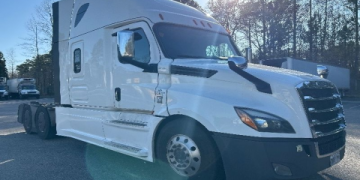 Find Quality Used Semi Sleeper Trucks for Sale Today