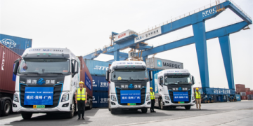 China Truck Exporter  Global Shipping Heavy Vehicles