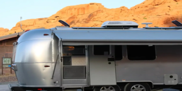 Semi Trailer Price Guide_ New & Used Market Costs in 2024